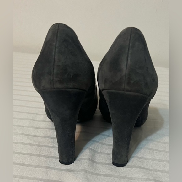 BCBG Galena Grey Suede Studded Jeweled Square Toe Heels Pumps SZ 6.5 - Picture 4 of 11